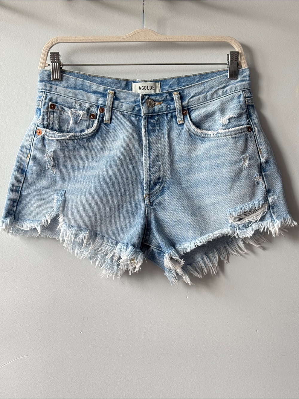AGOLDE "Parker" High Rise Distressed Cutoff
Denim Shorts Light Wash Sz 27